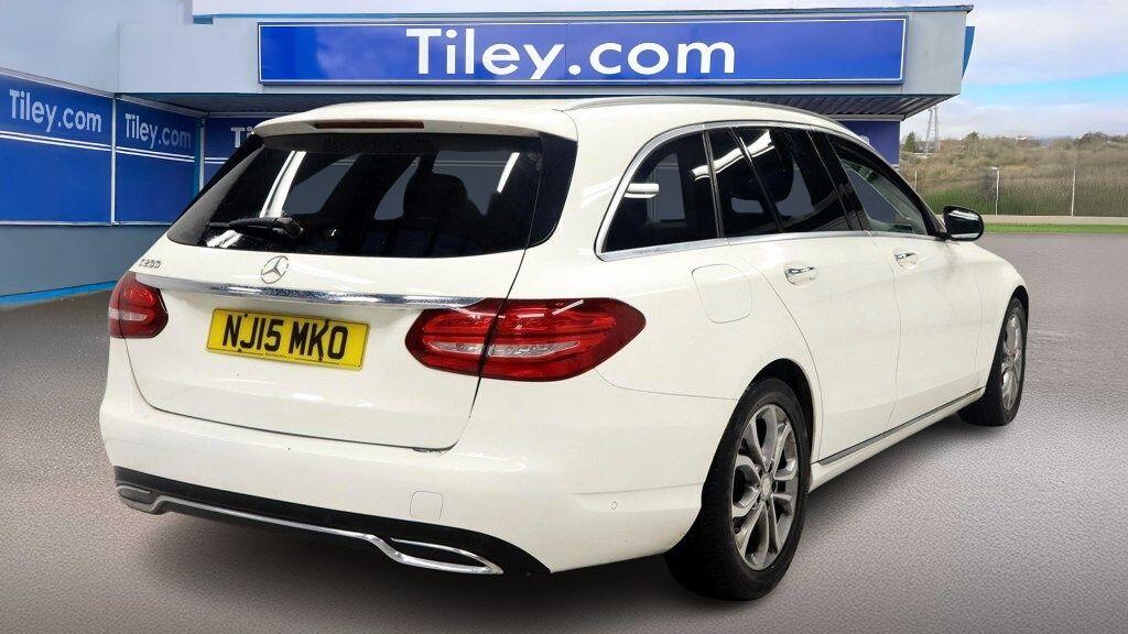 Used Mercedes-Benz C Class 2015 for sale - 76349827: Photo 7