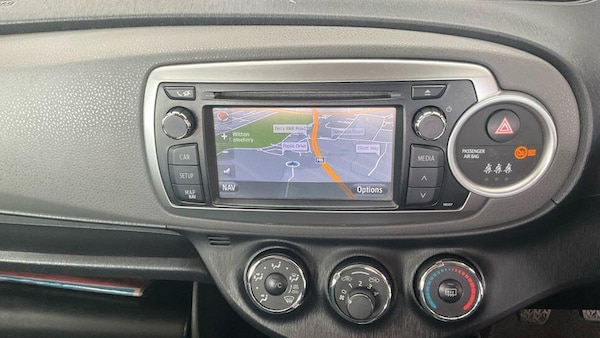 Used Toyota Yaris 2011 for sale - 76294991: Photo 10