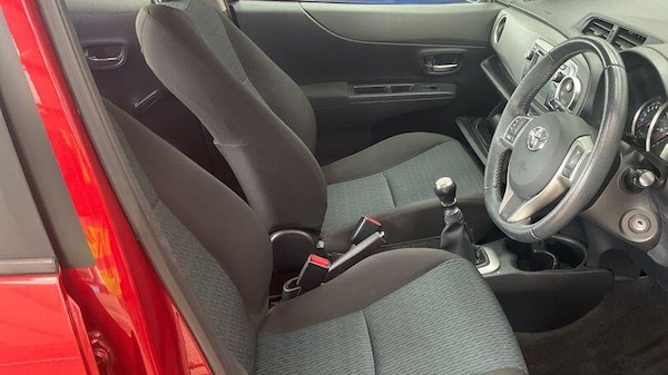 Used Toyota Yaris 2011 for sale - 76294991: Photo 9