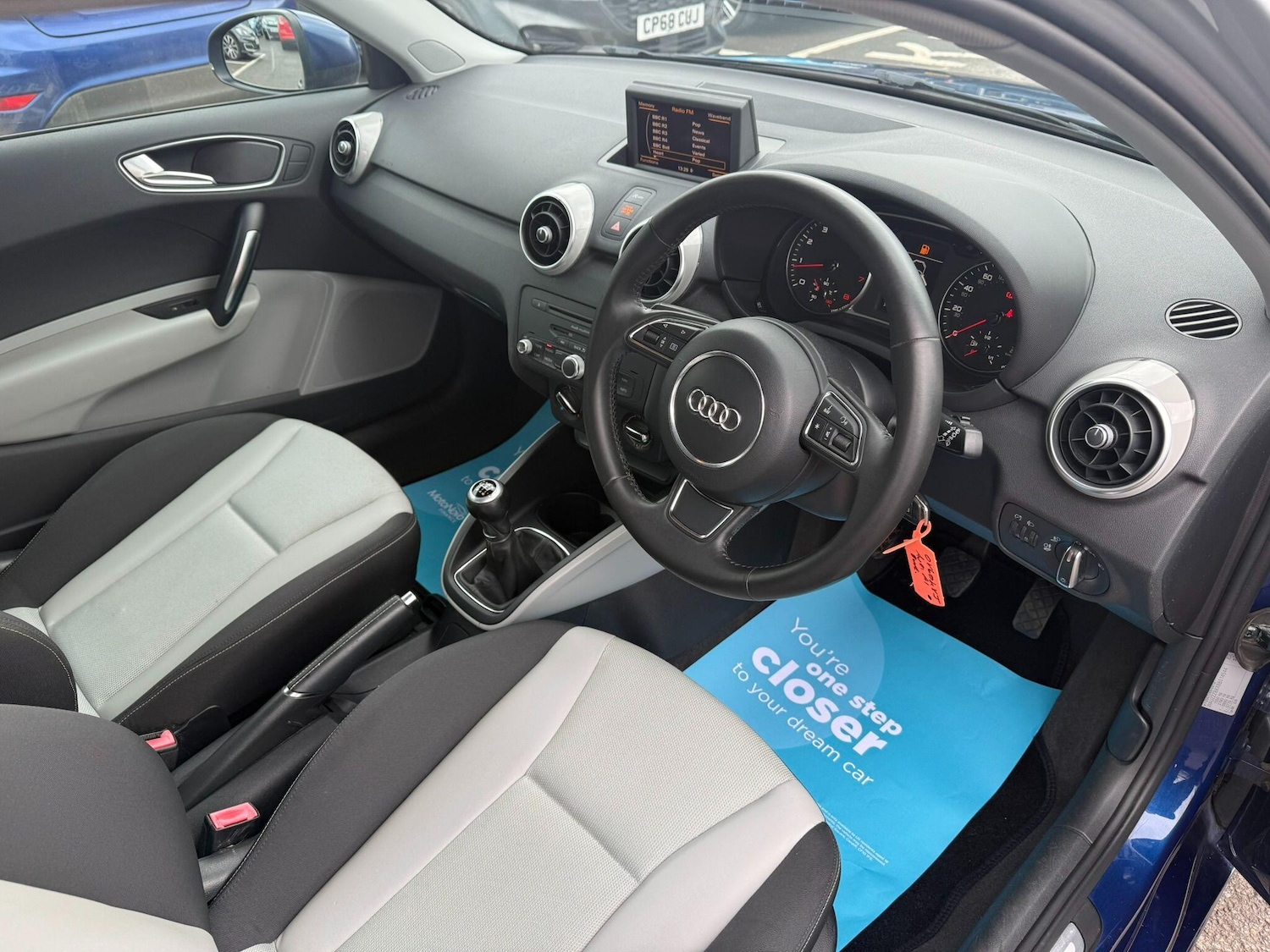 Used Audi A1 2010 for sale - 77611385: Photo 11