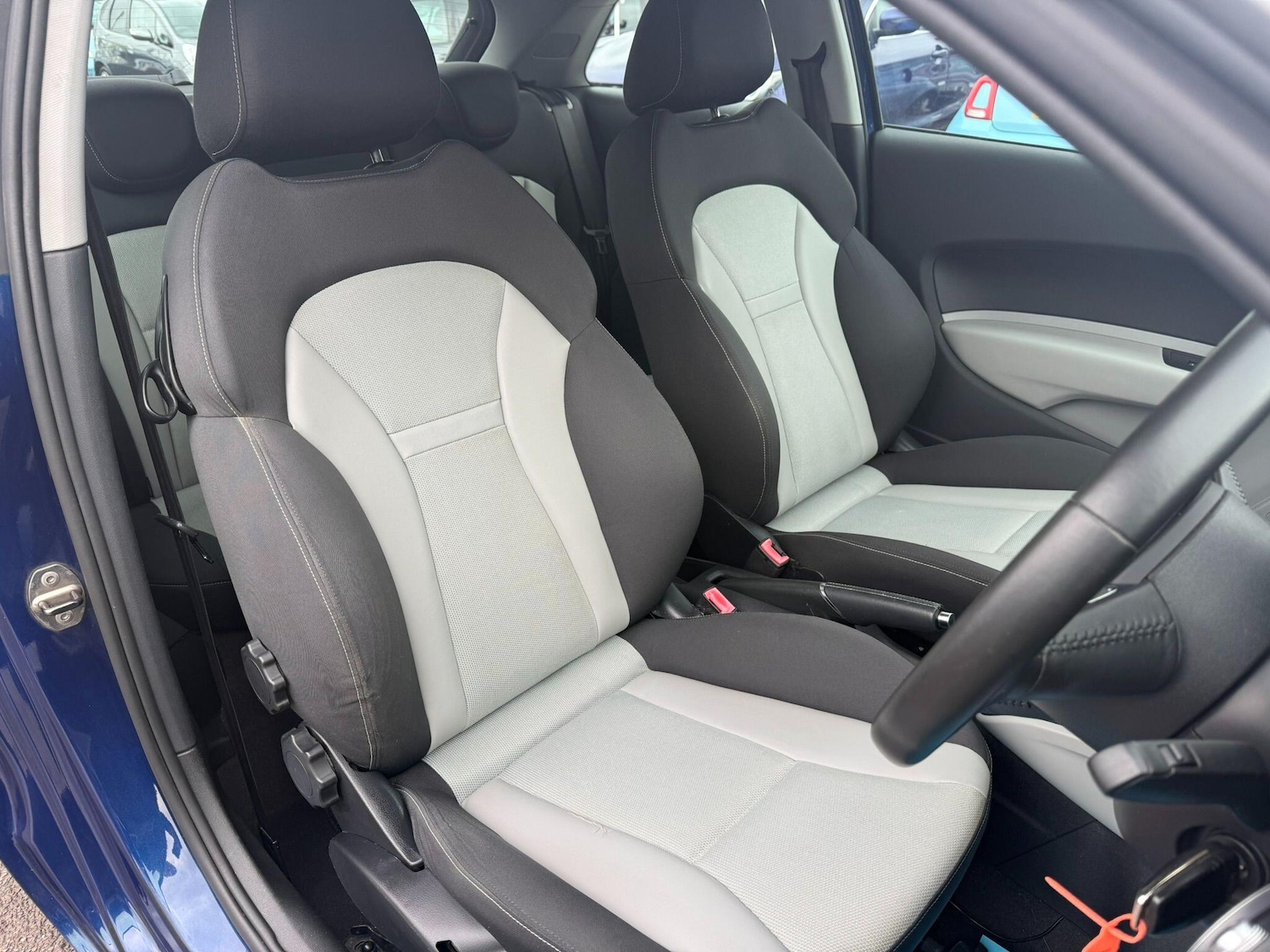 Used Audi A1 2010 for sale - 77611385: Photo 13