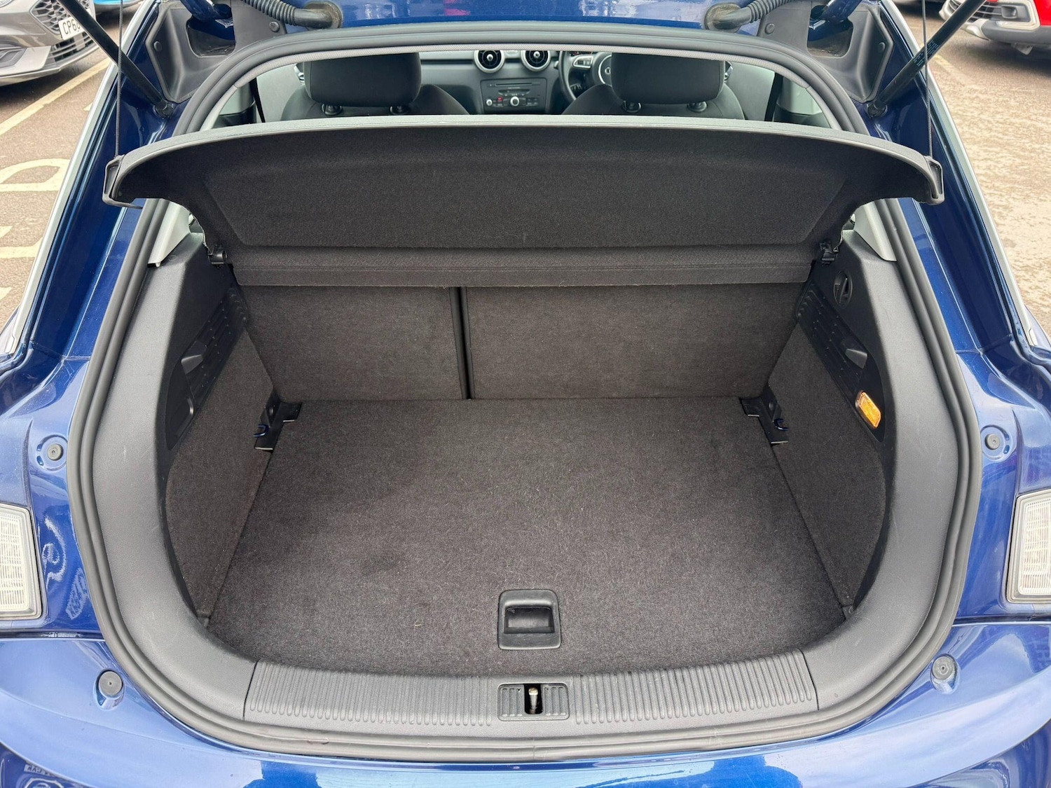 Used Audi A1 2010 for sale - 77611385: Photo 26