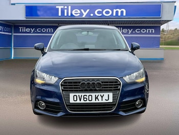 Used Audi A1 2010 for sale - 77611385: Photo