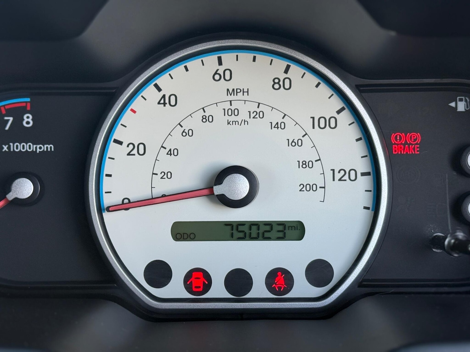 Used Hyundai i10 2010 for sale - 76865743: Photo 16