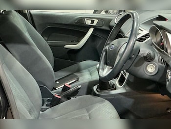 Used Ford Fiesta 2011 for sale - 76597275: Photo