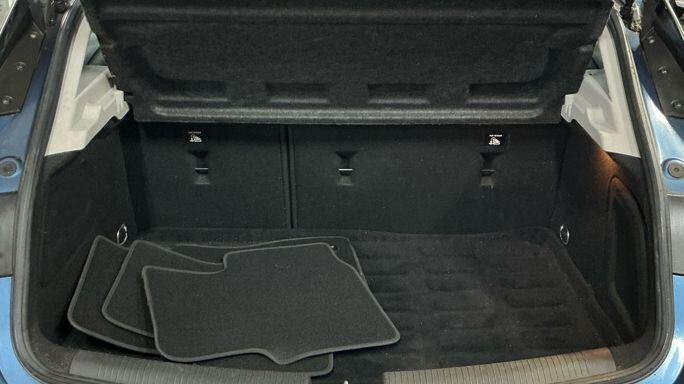 Used Vauxhall Astra 2017 for sale - 77331755: Photo 13