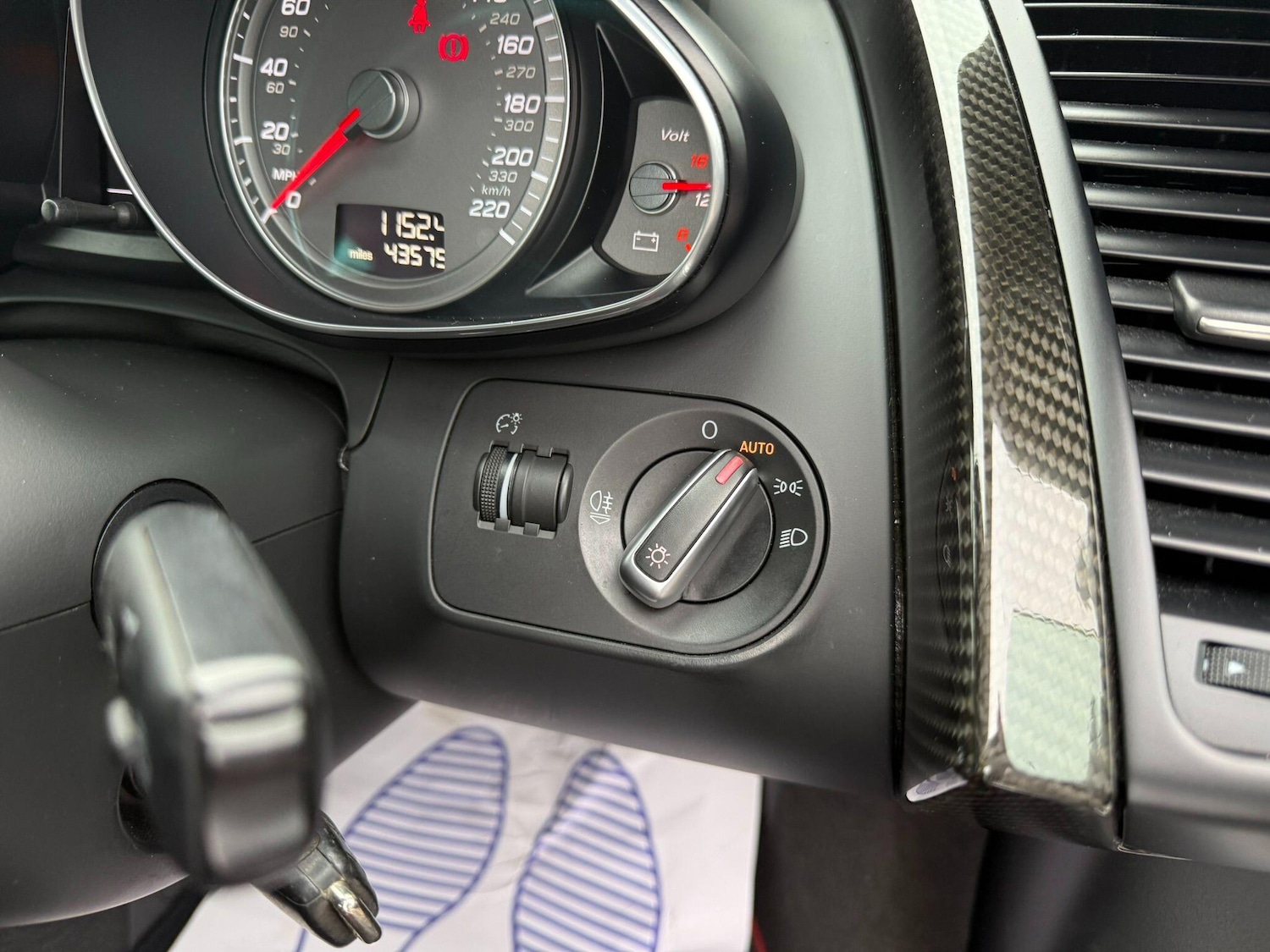 Used Audi R8 2012 for sale - 77331547: Photo 15