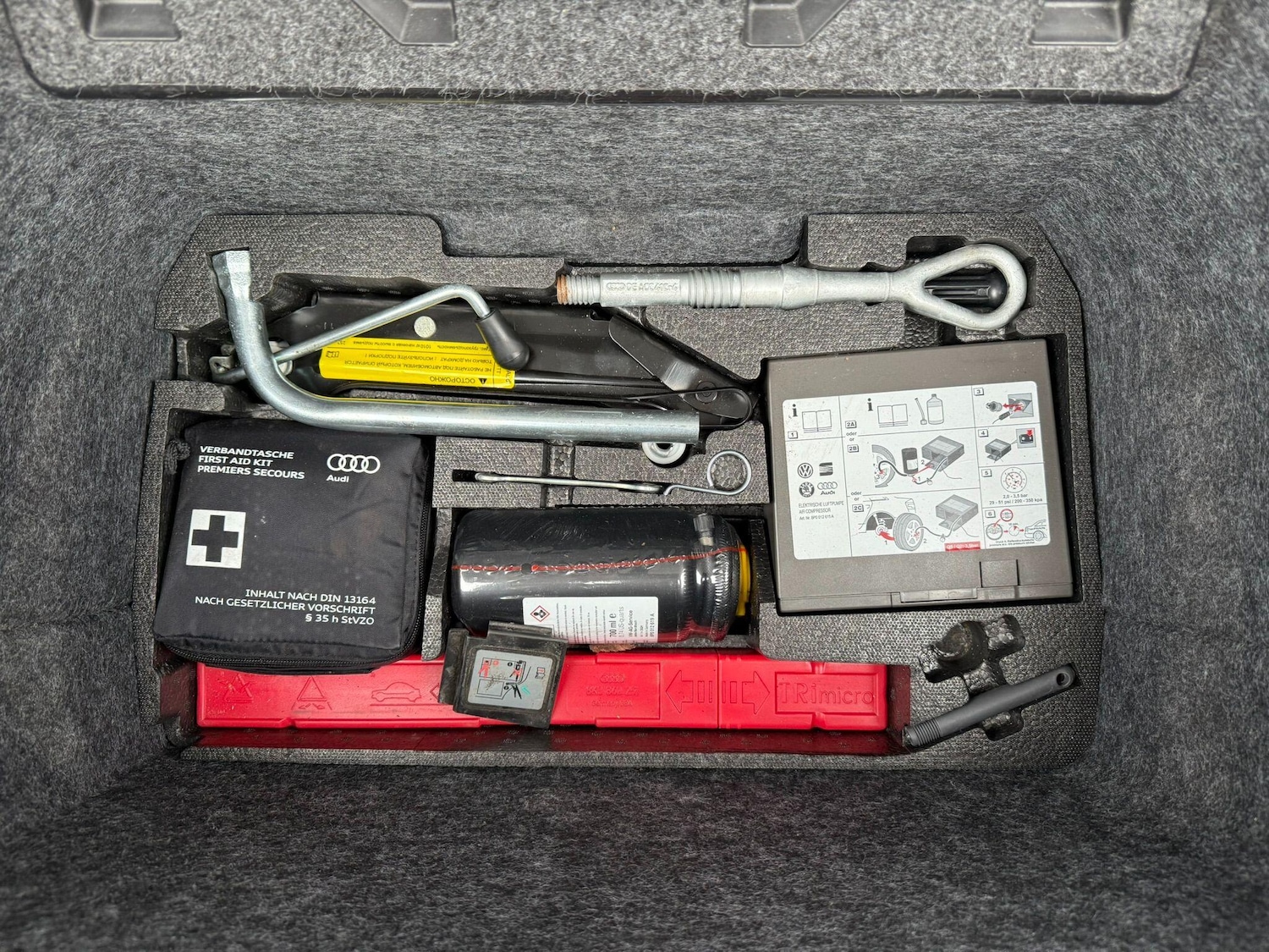 Used Audi R8 2012 for sale - 77331547: Photo 27