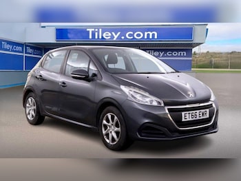 Used Peugeot 208 2017 for sale - 79018748: Photo