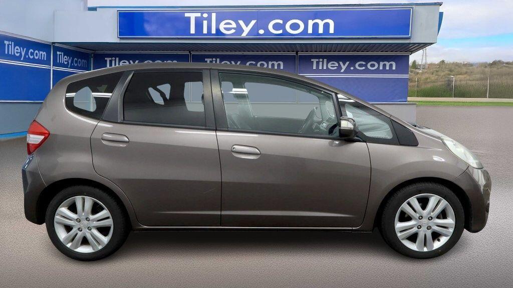 Used Honda Jazz 2014 for sale - 78085778: Photo 6