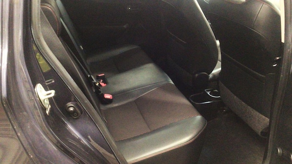 Used Toyota Yaris 2011 for sale - 76260543: Photo 12