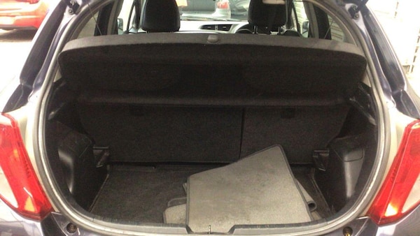 Used Toyota Yaris 2011 for sale - 76260543: Photo 13