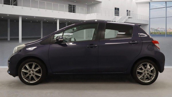 Used Toyota Yaris 2011 for sale - 76260543: Photo 5