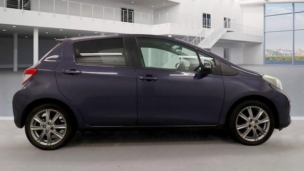 Used Toyota Yaris 2011 for sale - 76260543: Photo 6