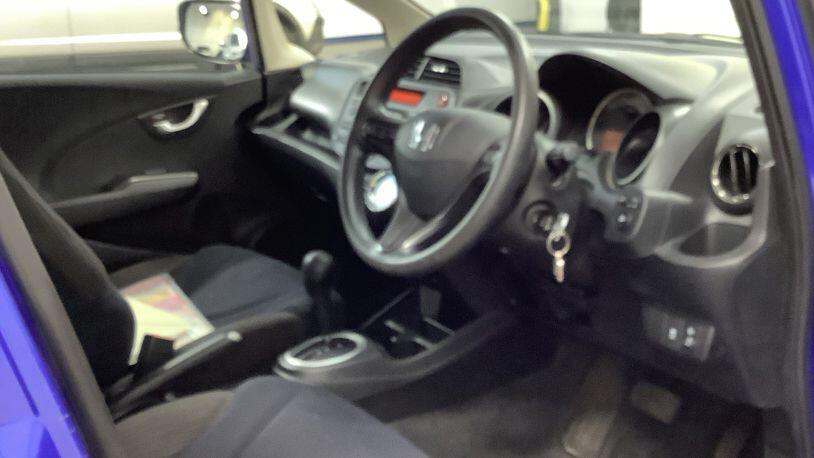 Used Honda Jazz 2011 for sale - 77057533: Photo 3