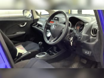 Used Honda Jazz 2011 for sale - 77057533: Photo