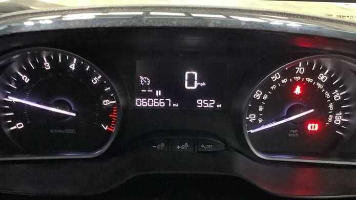 Used Peugeot 208 2018 for sale - 76688645: Photo 11