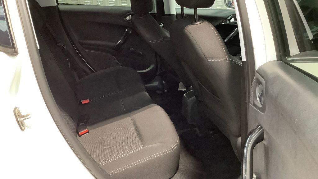 Used Peugeot 208 2018 for sale - 76688645: Photo 12