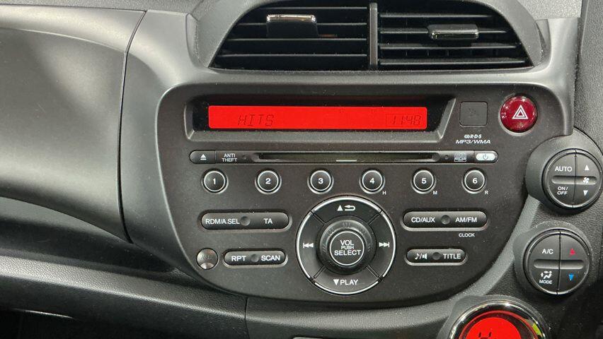 Used Honda Jazz 2011 for sale - 77441424: Photo 10