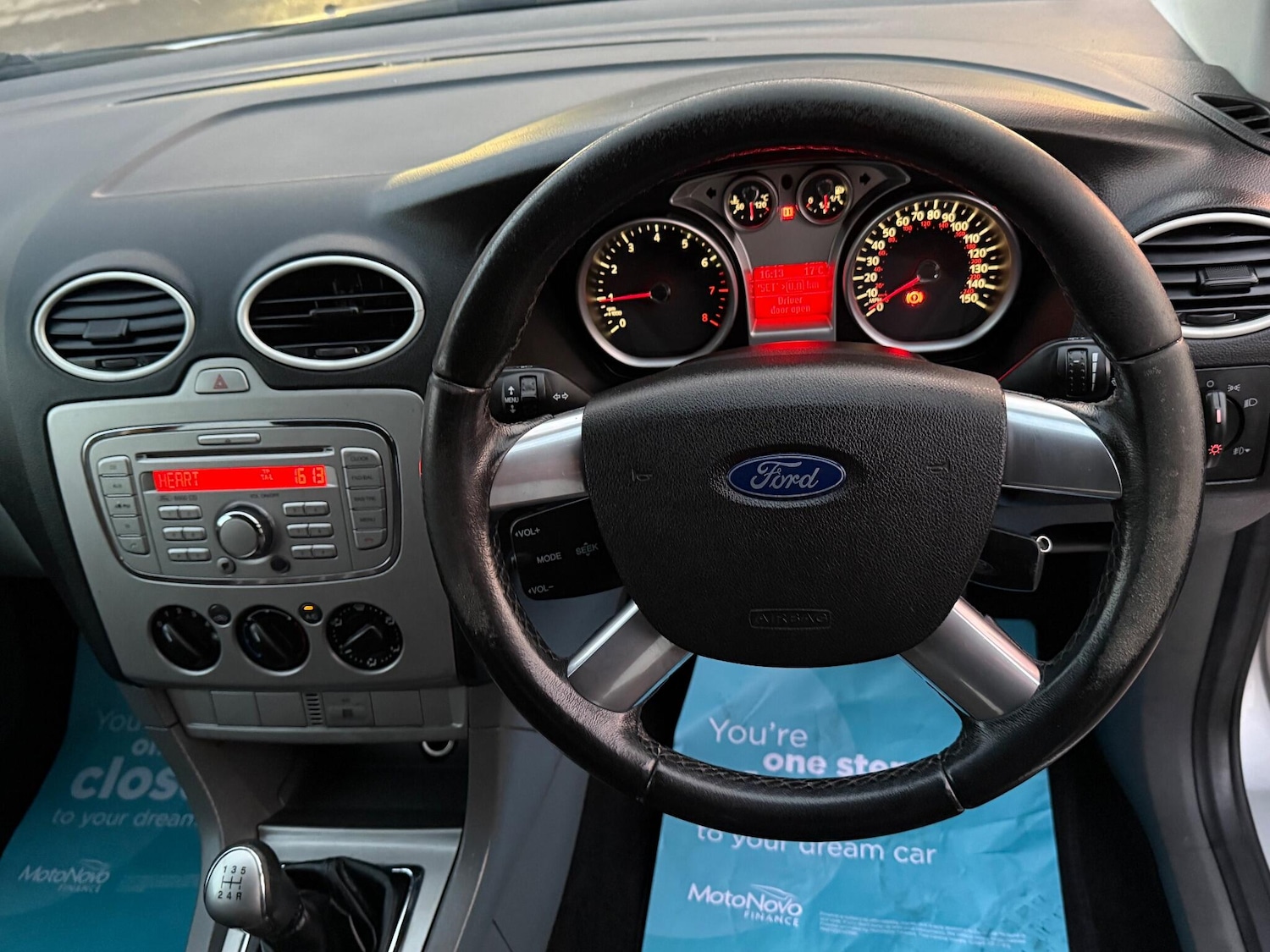 Used Ford Focus 2009 for sale - 76965046: Photo 13