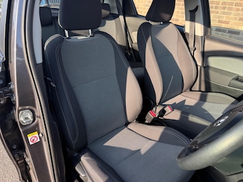 Used Toyota Yaris 2014 for sale - 79236688: Photo