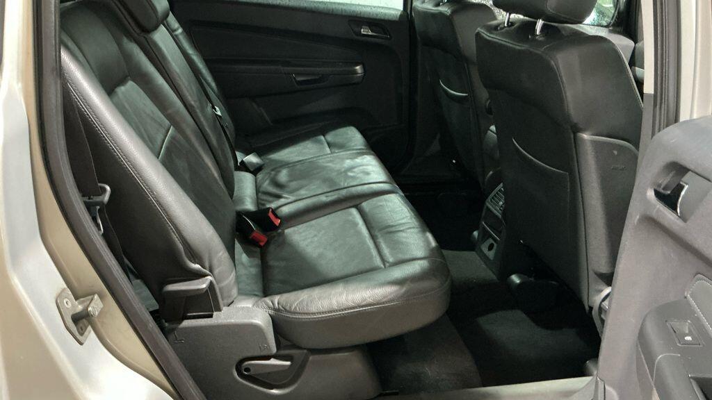Used Vauxhall Zafira 2010 for sale - 77215169: Photo 12