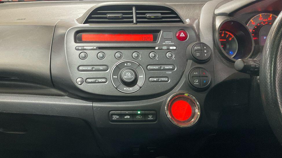 Used Honda Jazz 2011 for sale - 78072599: Photo 10