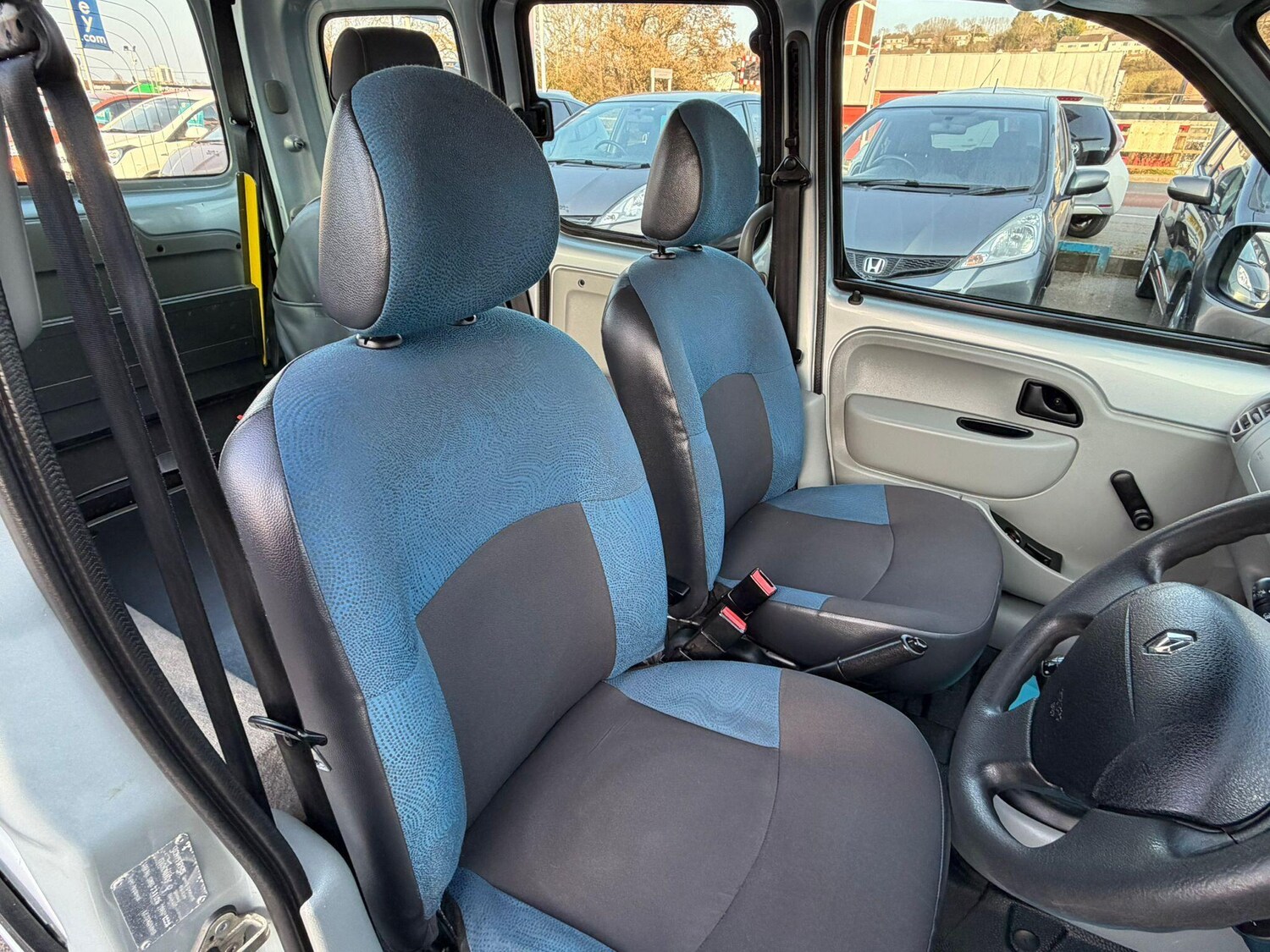 Used Renault Kangoo for sale - 77754234: Photo 17