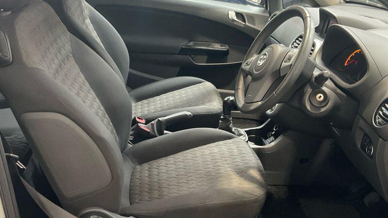 Used Vauxhall Corsa 2013 for sale - 76771697: Photo 9