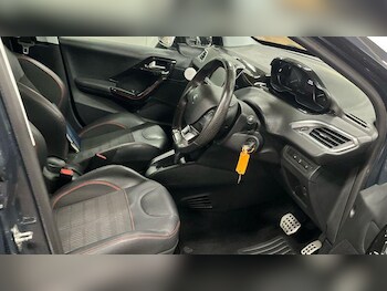 Used Peugeot 208 2018 for sale - 77737281: Photo