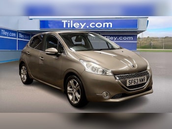 Used Peugeot 208 2013 for sale - 77411531: Photo
