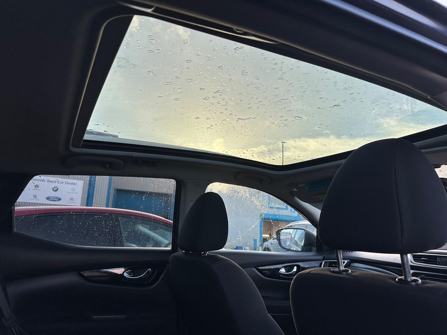 Used Nissan Qashqai 2017 for sale - 76801976: Photo 24