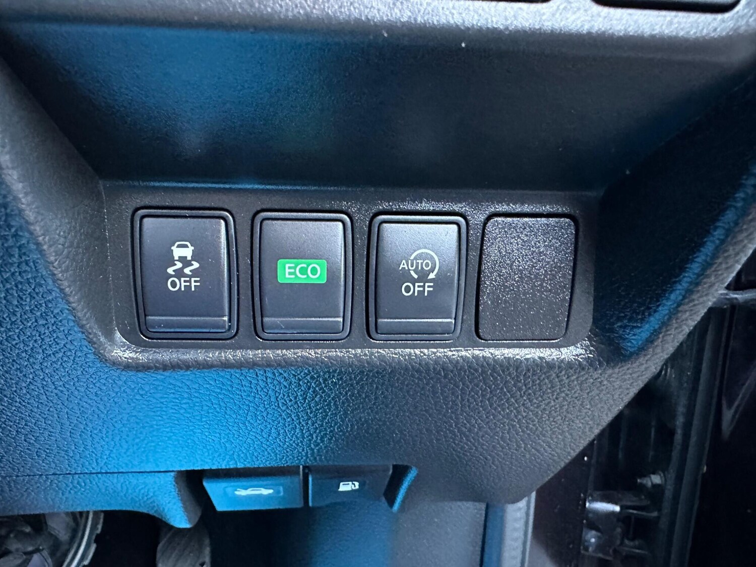 Used Nissan Qashqai 2017 for sale - 76801976: Photo 38