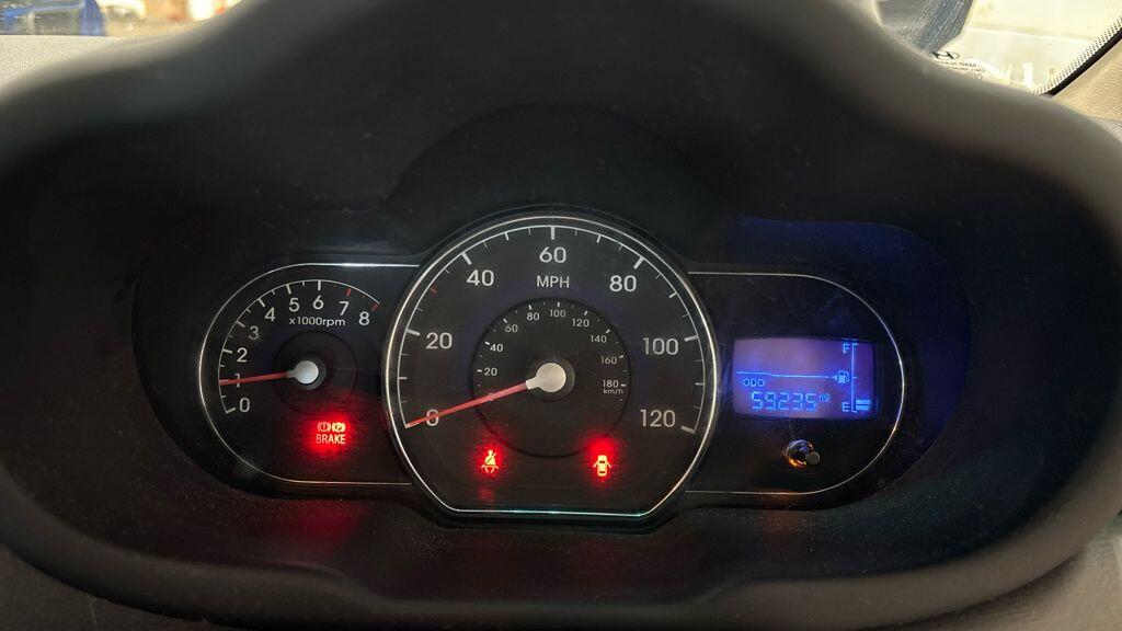 Used Hyundai i10 for sale - 78136149: Photo 11