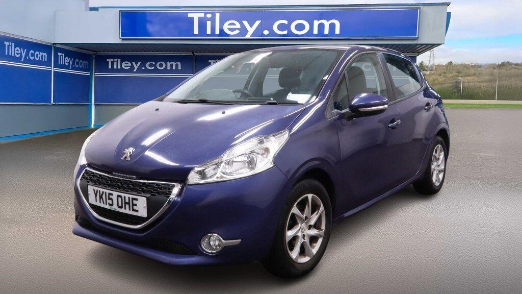 Used Peugeot 208 2015 for sale - 76935892: Photo 3