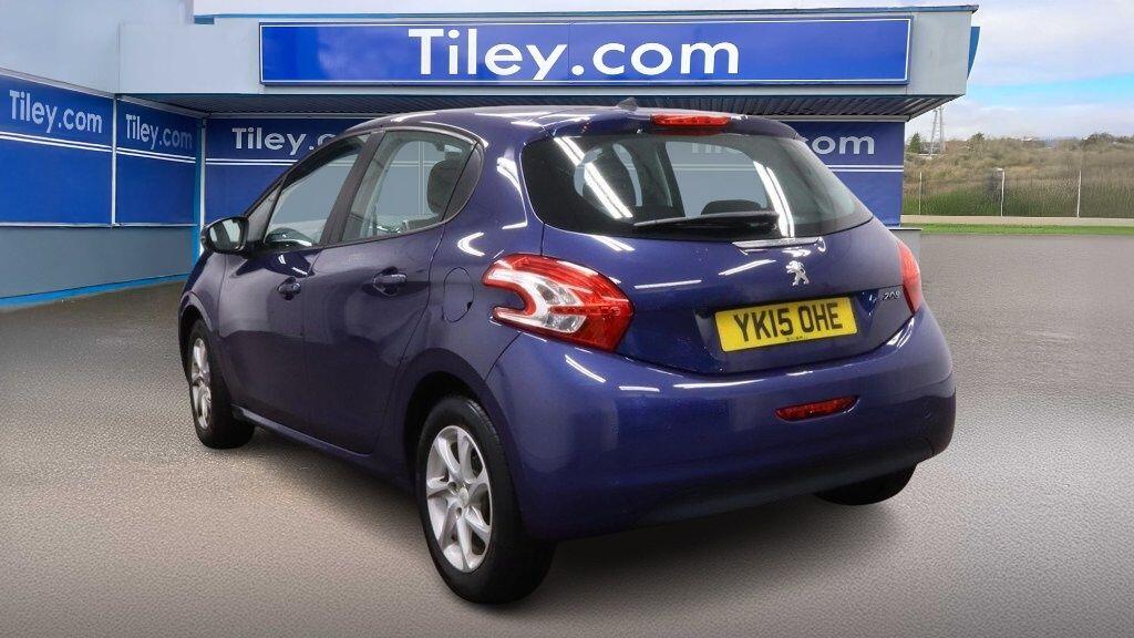 Used Peugeot 208 2015 for sale - 76935892: Photo 7