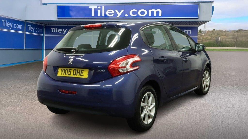 Used Peugeot 208 2015 for sale - 76935892: Photo 8