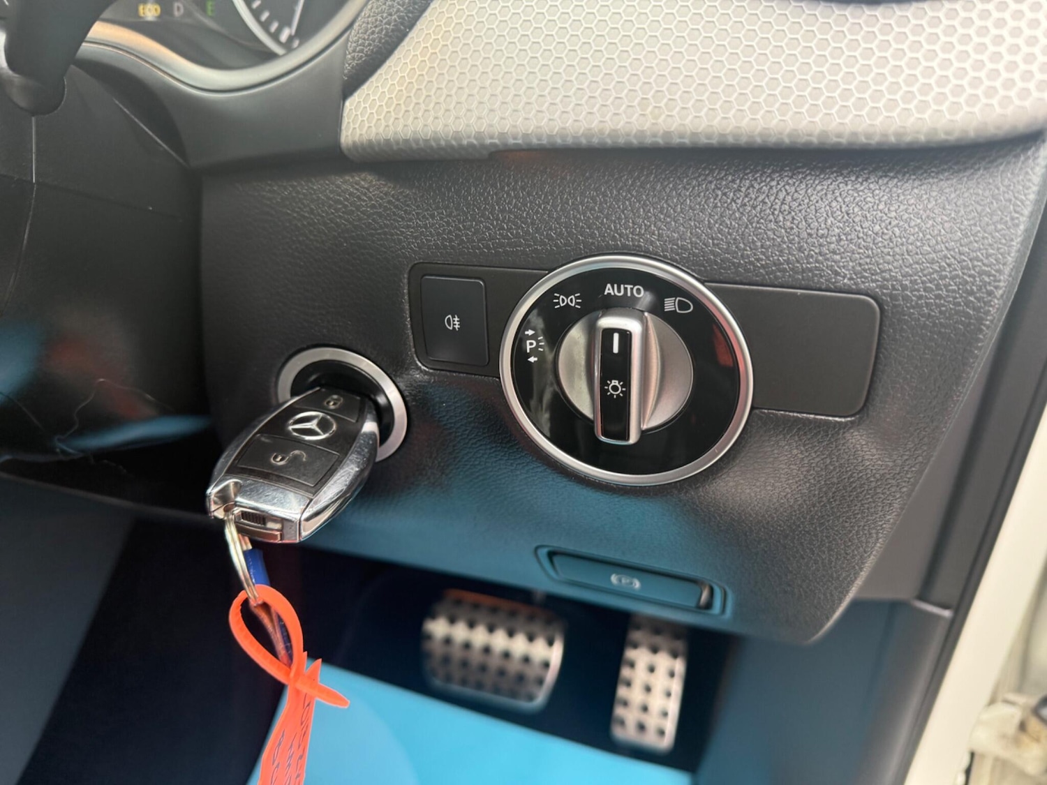 Used Mercedes-Benz B Class 2013 for sale - 76832268: Photo 15