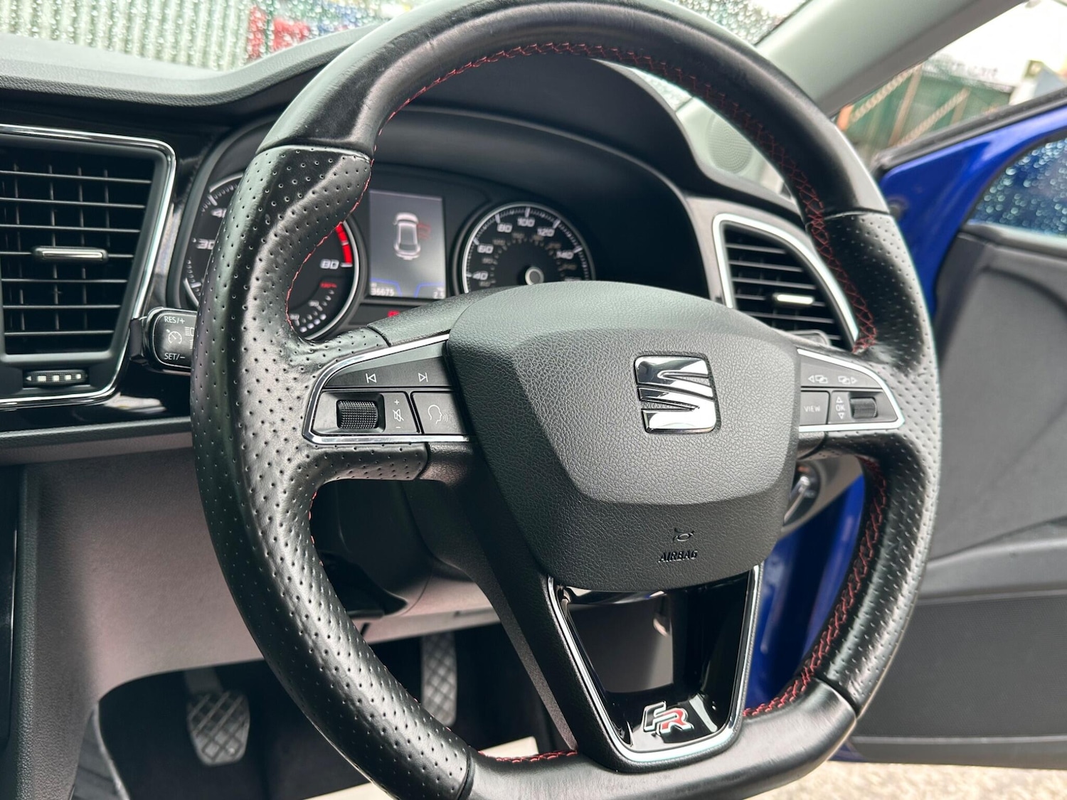 Used SEAT Leon 2019 for sale - 76632980: Photo 45