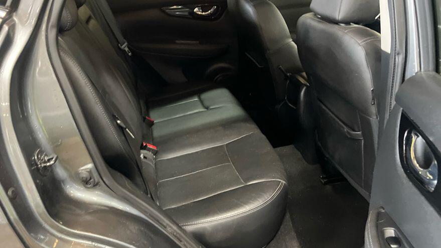 Used Nissan Qashqai 2015 for sale - 76294587: Photo 12