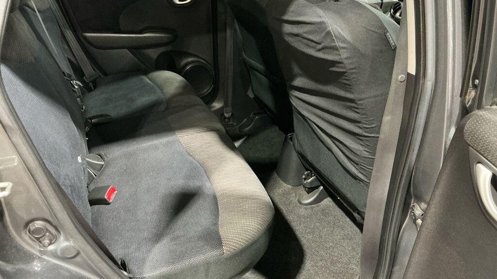 Used Honda Jazz 2015 for sale - 76700703: Photo 11