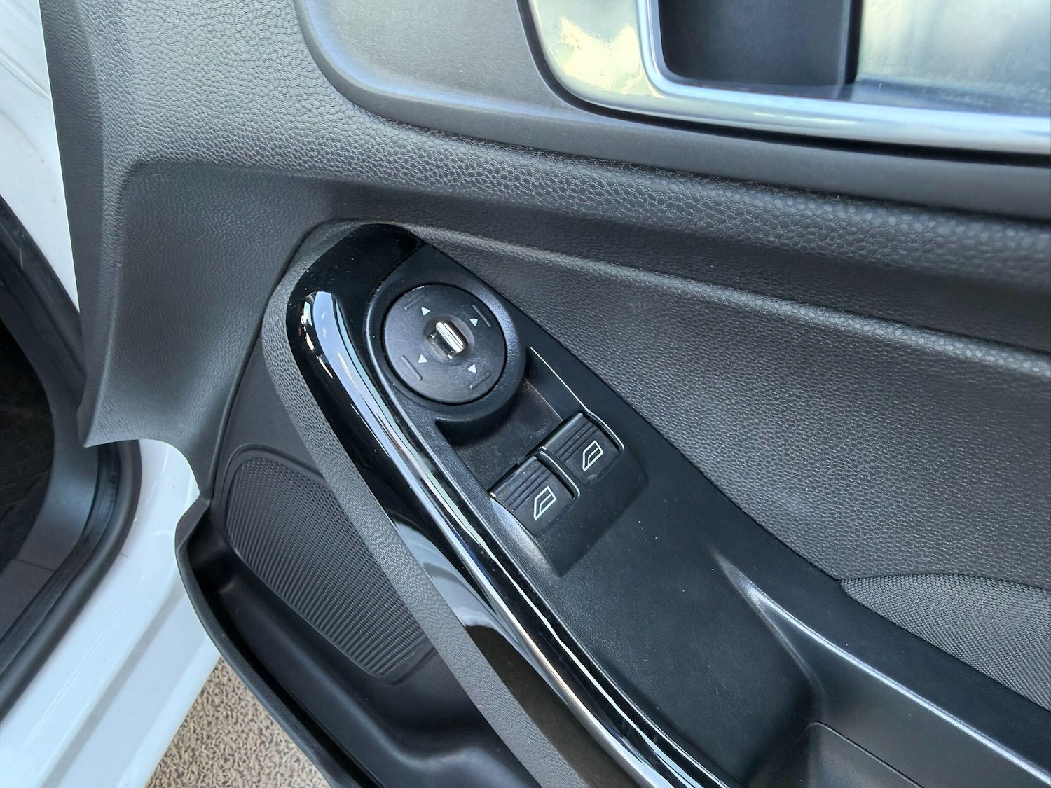 Used Ford Fiesta 2014 for sale - 78073103: Photo 14