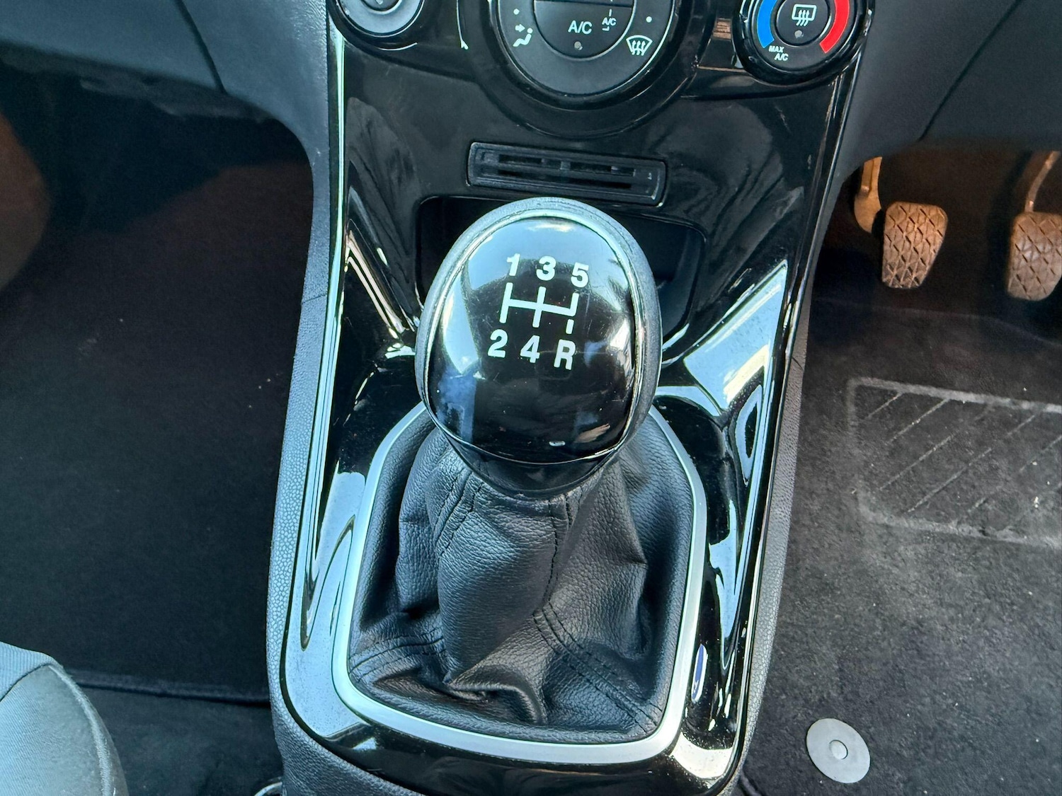 Used Ford Fiesta 2014 for sale - 78073103: Photo 22