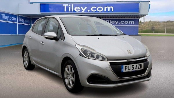 Used Peugeot 208 2015 for sale - 76175617: Photo 1