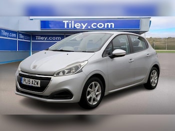 Used Peugeot 208 2015 for sale - 76175617: Photo 3