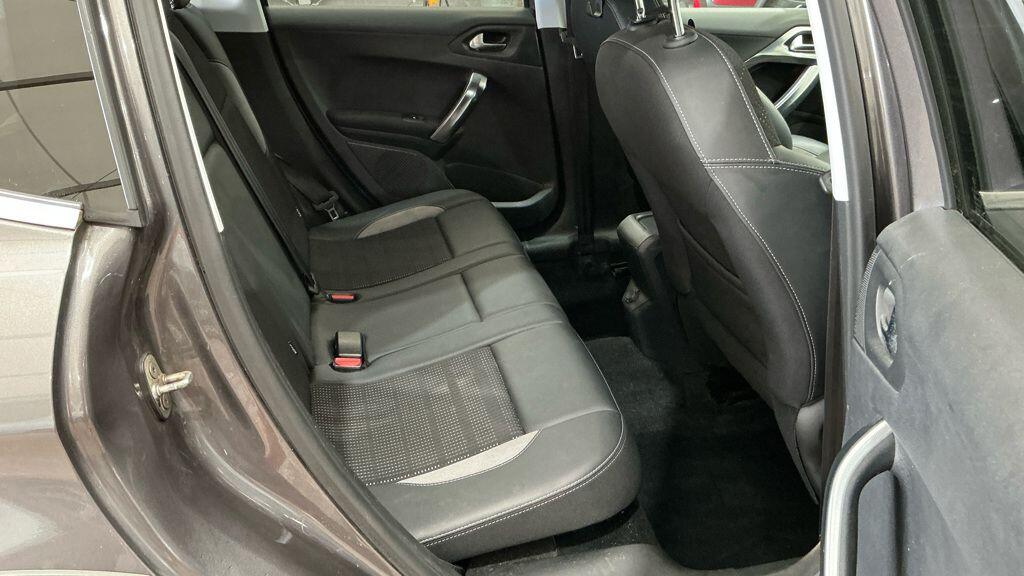 Used Peugeot 2008 2016 for sale - 76457312: Photo 11