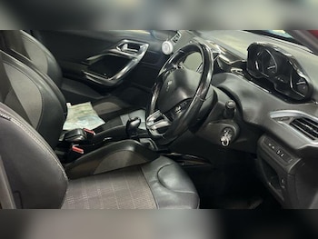 Used Peugeot 2008 2017 for sale - 78609273: Photo