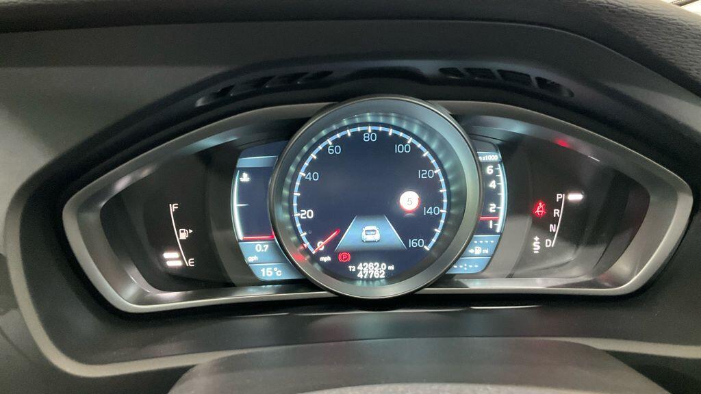 Used Volvo V40 2025 for sale - 76742477: Photo 11