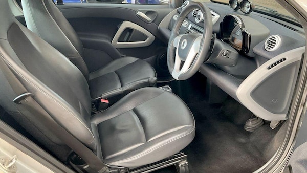Used smart fortwo 2014 for sale - 75782394: Photo 9