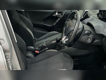 Used Peugeot 208 2016 for sale - 78491775: Photo